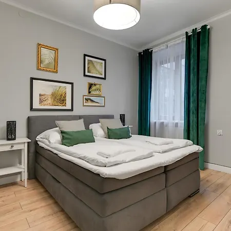 Center By Grand 格丁尼亚