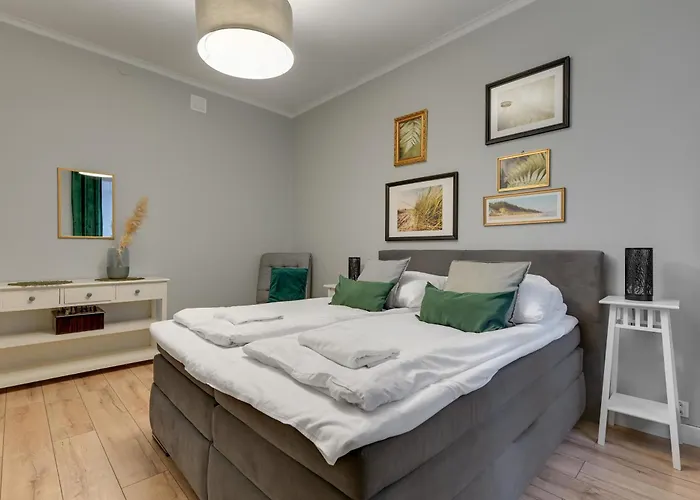 Center By Grand Apartamento